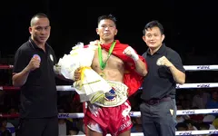Võ sĩ Việt Nam giành đai ở đấu trường kickboxing Chiến binh biển cả