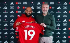 Manchester United tiếp tục tìm kiếm thêm tiền đạo

