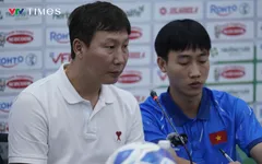 HLV Kim Sang-sik: Lẽ ra ĐT Việt Nam phải có nhiều bàn thắng hơn