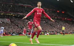 Ekitike lập cú đúp, Liverpool vượt qua Brighton