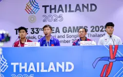 HLV Kim Sang-sik dẫn thành ngữ để nói về năm 2025 của bóng đá Việt Nam