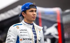 Alex Albon và mùa giải thành công cùng đội đua Williams