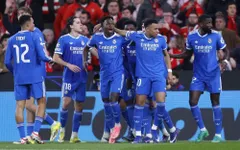 Real Madrid giành chiến thắng nhọc nhằn trên sân của Benfica