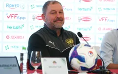 HLV Peter Cklamovski: "Chúng tôi thủng lưới sớm nhưng các cầu thủ đã chiến đấu hết mình"