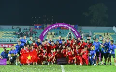 HLV Roland: "Tôi tự hào về học trò, nhưng mục tiêu lớn hơn đang ở phía trước”