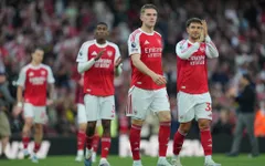 Thắng áp đảo Fulham, Arsenal nới rộng khoảng cách với Manchester City lên 6 điểm