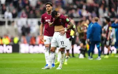 Newcastle thắng áp đảo, West Ham chạm “cửa tử” xuống hạng