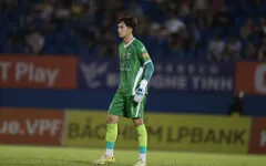 Người hùng Cao Văn Bình đưa SLNA trụ hạng sớm