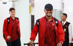 Xuân Son, Đình Bắc, Quang Hải tươi cười ký tặng người hâm mộ; ĐT Việt Nam hướng tới 3 điểm trước Indonesia