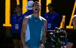 Alcaraz và Zverev vào vòng 4 Australia mở rộng 2025