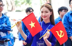 Hòa Minzy được tuyên dương Thanh niên tiên tiến làm theo lời Bác