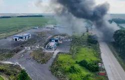 Giao tranh dữ dội tại biên giới: Ukraine đồng loạt tấn công Kursk từ ba hướng