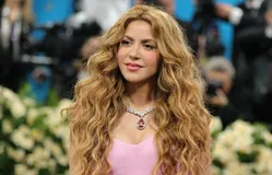 Ca khúc nổi tiếng nhất của Shakira suýt nữa đã có một cuộc đời khác