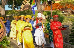 Khánh Hòa rộn ràng mùa lễ hội.