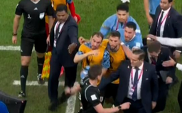 Uruguay đối diện án phạt cực nặng từ FIFA