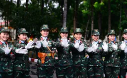 Lời nhắn của một người mẹ - Chiến sĩ từ thao trường tháng Tư