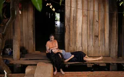 Ca sĩ Ngọc Khuê, Hoa hậu H'Hen Niê khoe bụng bầu, MC Mai Phương sắp sinh con gái