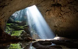 Tourists warned about fake Son Doong Cave booking websites
