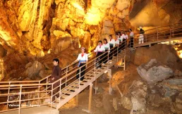 Ninh Binh promotes archaeological heritage through a new tourism product