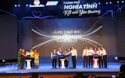 Ho Chi Minh City, Vinh Long raise funds for the poor