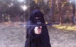 Nữ nghi phạm vụ khủng bố ở Paris chạy sang Syria