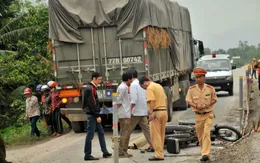 Hà Tĩnh: Ô tô va chạm xe máy, hai vợ chồng thương vong