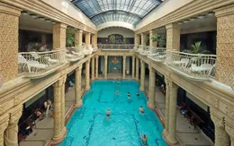 Những hồ bơi độc đáo và ấn tượng nhất hành tinh