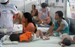 Cộng đồng chung tay chống dịch bệnh mùa hè