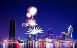 Tưng bừng pháo hoa kỷ niệm 40 năm ngày thống nhất đất nước