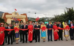 Cửa khẩu Lao Bảo khai trương mô hình “Một cửa - một lần dừng”