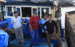 Chuyên gia Nhật Bản cùng ngư dân Bình Định ra khơi câu cá ngừ