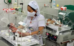 Ca sinh con thành công đầu tiên của người chạy thận nhân tạo chu kỳ