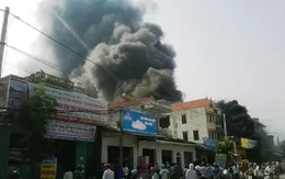 Nghệ An: Cháy lớn tại cửa hàng phụ tùng xe máy