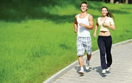 Chế độ dinh dưỡng cho người tập chạy bộ giảm cân