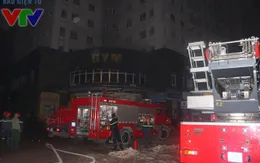 Cháy chung cư 25 tầng ở Hà Nội, hàng trăm người dân tháo chạy