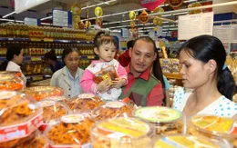 Doanh nghiệp và nhà bán lẻ "chạy nước rút" chuẩn bị hàng Tết