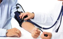 Người tăng huyết áp không nên uống nước tăng lực