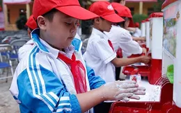 Cần dạy kỹ năng phòng, chống COVID-19 cho trẻ em