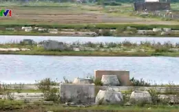 Hàng nghìn diêm dân Thanh Hóa lo mất nghề truyền thống