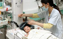 Không tiêm vaccine, nhiều trẻ mắc bệnh ho gà thể nặng