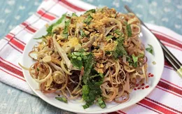 Nộm hoa chuối trộn thịt gà