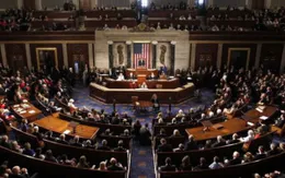 Hạ viện Mỹ hối thúc Tổng thống cung cấp vũ khí cho Ukraine
