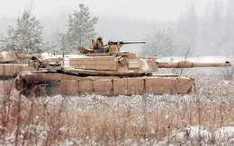 Mỹ gửi khí tài quân sự hạng nặng tới Baltic