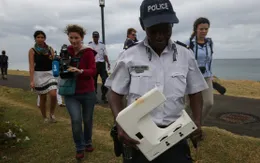 Pháp nối lại việc tìm kiếm mảnh vỡ máy bay MH370