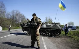 Kiev cáo buộc Nga tấn công binh sĩ Ukraine