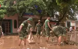 Những tấm gương đẹp giúp dân trong bão số 3