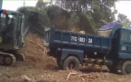 TP.HCM: Đất dự án thành "miếng mồi ngon" bị đào trộm