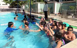 Long An tăng cường dạy bơi cho học sinh tiểu học
