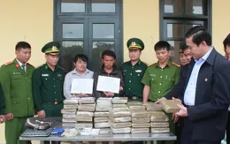 Bắt giữ 2 đối tượng người Lào vận chuyển 60kg cần sa về Việt Nam