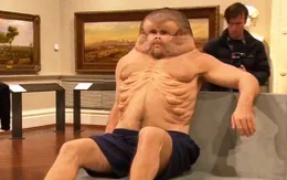 Sốc với hình tượng người sống sót sau tai nạn